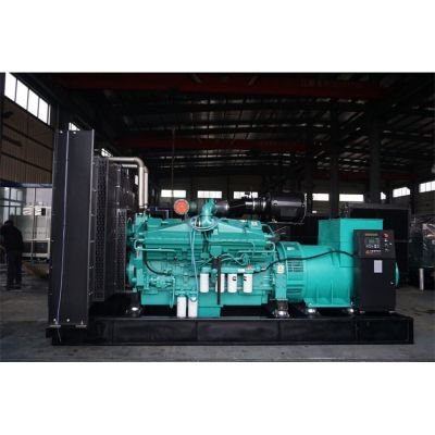 1000kw重慶康明斯柴油發(fā)電機組-重慶康明斯12缸柴油機KTA38-G9柴油發(fā)電機組,缸徑/行程：159/159mm,柴油發(fā)電機組水冷發(fā)動機功率1089KW,柴油發(fā)電機組配套馬拉松斯坦福發(fā)電機。廠價直銷歡迎選購：13773399855。