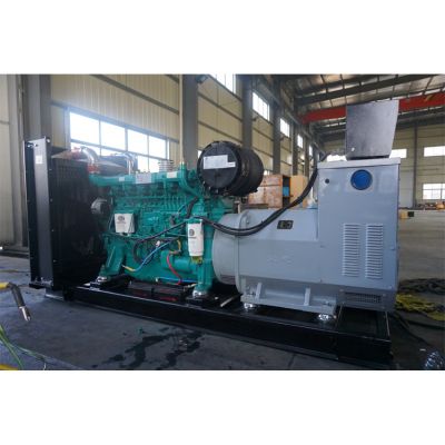 300kw濰柴藍(lán)擎柴油發(fā)電機(jī)組-濰柴藍(lán)擎6缸柴油機(jī)WP13D385E200柴油發(fā)電機(jī)組,缸徑/行程：127/165mm,柴油發(fā)電機(jī)組水冷發(fā)動機(jī)功率350KW,柴油發(fā)電機(jī)組配套馬拉松斯坦福發(fā)電機(jī)。廠價(jià)直銷歡迎選購：13773399855。