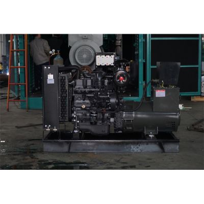 工廠直銷75KW柴油發(fā)電機，品牌有廣西玉柴、東方紅、斗山大宇、進口沃爾沃等柴油發(fā)電機組。廠價直銷歡迎選購：13773399855。