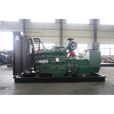 200kw凱普柴油發(fā)電機組-凱普6缸柴油機缸徑/行程：114/135mm,水冷發(fā)動機功率206KW,配套馬拉松斯坦福發(fā)電機。廠價直銷歡迎選購：13773399855。