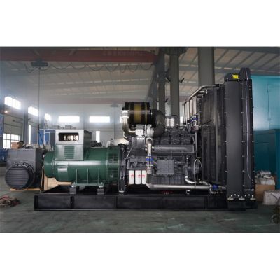 1000kw無錫動力柴油發(fā)電機組-無錫動力12缸柴油機WD360TAD100柴油發(fā)電機組,缸徑/行程：152/165mm,柴油發(fā)電機組水冷發(fā)動機功率1100KW,柴油發(fā)電機組配套馬拉松斯坦福發(fā)電機。廠價直銷歡迎選購：13773399855。