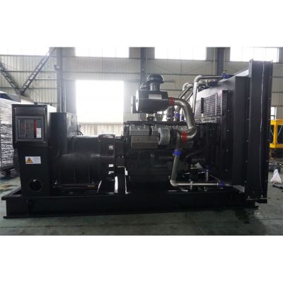 900kw卡得城仕柴油發(fā)電機(jī)組-卡得城仕12缸柴油機(jī)KD28H960柴油發(fā)電機(jī)組,缸徑/行程：138/165mm,柴油發(fā)電機(jī)組水冷發(fā)動(dòng)機(jī)功率960KW,柴油發(fā)電機(jī)組配套馬拉松斯坦福發(fā)電機(jī)。廠價(jià)直銷歡迎選購：13773399855。