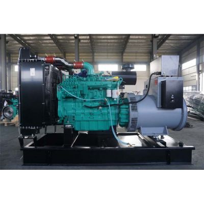 150kw東風康明斯柴油發(fā)電機組-東風康明斯6缸柴油機6CTAA8.3-G2柴油發(fā)電機組,缸徑/行程：114/135mm,柴油發(fā)電機組水冷發(fā)動機功率183KW,柴油發(fā)電機組配套馬拉松斯坦福發(fā)電機。廠價直銷歡迎選購：13773399855。