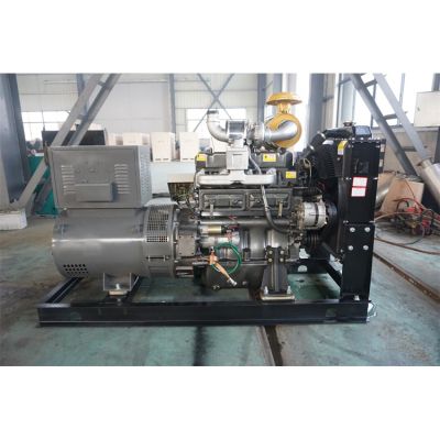 50kw濰柴裕興柴油發(fā)電機(jī)組-濰柴裕興4缸柴油機(jī)R4105ZD柴油發(fā)電機(jī)組,缸徑/行程：105/125mm,柴油發(fā)電機(jī)組水冷發(fā)動(dòng)機(jī)功率62KW,柴油發(fā)電機(jī)組配套馬拉松斯坦福發(fā)電機(jī)。廠價(jià)直銷歡迎選購(gòu)：13773399855。
