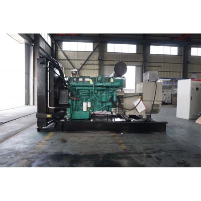 500kw沃爾沃柴油發(fā)電機(jī)組-沃爾沃6缸柴油機(jī)TWD1643GE柴油發(fā)電機(jī)組,缸徑/行程：144/165mm,柴油發(fā)電機(jī)組水冷發(fā)動機(jī)功率560KW,柴油發(fā)電機(jī)組配套馬拉松斯坦福發(fā)電機(jī)。廠價直銷歡迎選購：13773399855。