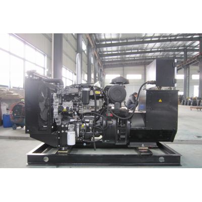 80kw珀金斯柴油發(fā)電機組-珀金斯4缸柴油機1104C-44TAG2柴油發(fā)電機組,缸徑/行程：105/127mm,柴油發(fā)電機組水冷發(fā)動機功率103KW,柴油發(fā)電機組配套馬拉松斯坦福發(fā)電機。廠價直銷歡迎選購：13773399855。