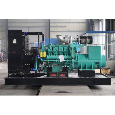 1000kw重慶科克柴油發(fā)電機(jī)組-重慶科克8缸柴油機(jī)QTA2160G5柴油發(fā)電機(jī)組,缸徑/行程：170/195mm,柴油發(fā)電機(jī)組水冷發(fā)動(dòng)機(jī)功率1083KW,柴油發(fā)電機(jī)組配套馬拉松斯坦福發(fā)電機(jī)。廠價(jià)直銷歡迎選購(gòu)：13773399855。