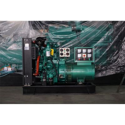 20kw玉柴柴油發(fā)電機(jī)組-玉柴2缸柴油機(jī)YC2115D柴油發(fā)電機(jī)組,缸徑/行程：115/120mm,柴油發(fā)電機(jī)組水冷發(fā)動(dòng)機(jī)功率27KW,柴油發(fā)電機(jī)組配套馬拉松斯坦福發(fā)電機(jī)。廠價(jià)直銷歡迎選購(gòu)：13773399855。