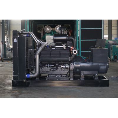 600kw上柴股份柴油發(fā)電機(jī)組-上柴股份12缸柴油機(jī)SC27G900D2柴油發(fā)電機(jī)組,缸徑/行程：135/155mm,柴油發(fā)電機(jī)組水冷發(fā)動(dòng)機(jī)功率662KW,柴油發(fā)電機(jī)組配套馬拉松斯坦福發(fā)電機(jī)。廠價(jià)直銷歡迎選購(gòu)：13773399855。
