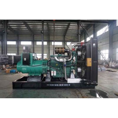 1300kw南通股份柴油發(fā)電機(jī)組-南通股份12缸柴油機(jī)NCG12V2056柴油發(fā)電機(jī)組,缸徑/行程：165/190mm,柴油發(fā)電機(jī)組水冷發(fā)動機(jī)功率1512KW,柴油發(fā)電機(jī)組配套馬拉松斯坦福發(fā)電機(jī)。廠價直銷歡迎選購：13773399855。