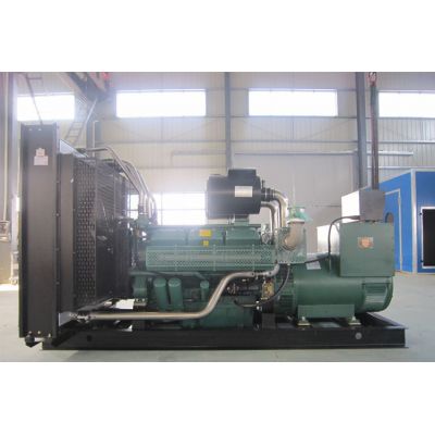 500kw無錫動力柴油發(fā)電機(jī)組-無錫動力12缸柴油機(jī)WD269TAD48柴油發(fā)電機(jī)組,缸徑/行程：138/150mm,柴油發(fā)電機(jī)組水冷發(fā)動機(jī)功率530KW,柴油發(fā)電機(jī)組配套馬拉松斯坦福發(fā)電機(jī)。廠價直銷歡迎選購：13773399855。
