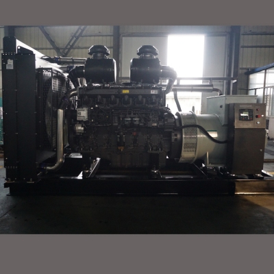 600kw上柴動力柴油發(fā)電機組-上柴股份6缸柴油機6KTAA25-G39柴油發(fā)電機組,缸徑/行程：170/185mm,柴油發(fā)電機組水冷發(fā)動機功率629KW,柴油發(fā)電機組配套馬拉松斯坦福發(fā)電機。廠價直銷歡迎選購：13773399855。