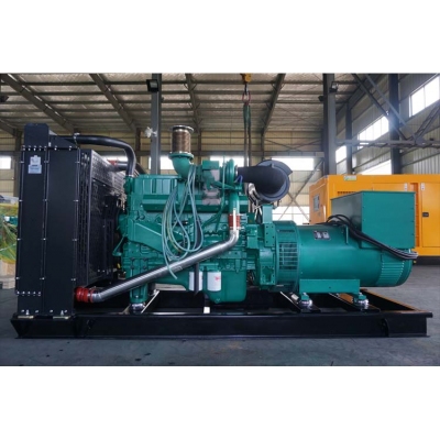 300kw玉柴柴油發(fā)電機(jī)組-玉柴6缸柴油機(jī)YC6MJ500L-D21柴油發(fā)電機(jī)組,缸徑/行程：131/145mm,柴油發(fā)電機(jī)組水冷發(fā)動(dòng)機(jī)功率367kW,柴油發(fā)電機(jī)組配套馬拉松斯坦福發(fā)電機(jī)。廠價(jià)直銷歡迎選購(gòu)：13773399855。