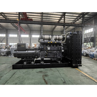 1000kw上柴股份柴油發(fā)電機組-上柴動力6缸柴油機6WTAA35-G311柴油發(fā)電機組,缸徑/行程：186/215mm,柴油發(fā)電機組水冷發(fā)動機功率1230KW,柴油發(fā)電機組配套馬拉松斯坦福發(fā)電機。廠價直銷歡迎選購：13773399855。